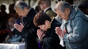 ລະນຶກວັນເກີດເຫດແຜ່ນດິນໄຫວ, ຄື້ນຍັກທີ່ຮ້າຍແຮງຢູ່ຍີ່ປຸ່ນ ຄົບຮອບ 1 ປີ